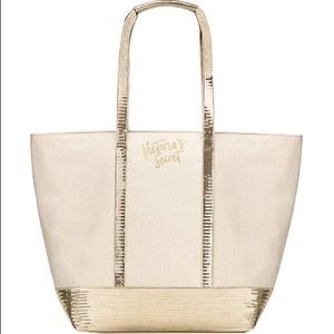 Victoria’s Secret tote bag